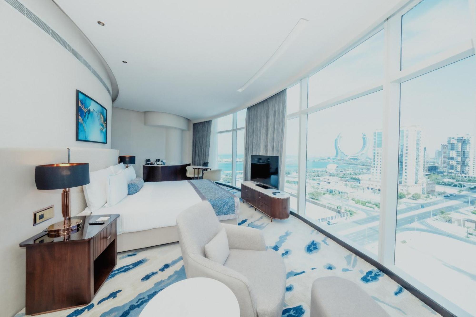 Century Marina Hotel - Lusail Exteriör bild A bedroom at the hotel